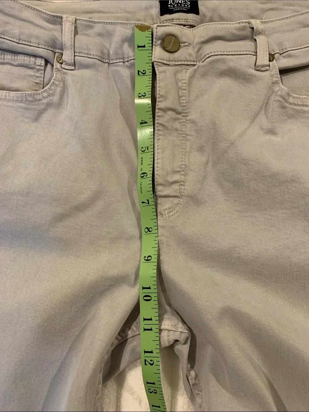 Jones New York Signature Womens Lexington Light Gray Slim Straight Jeans​